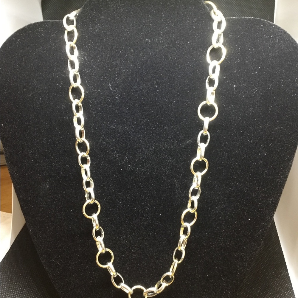HANDMADE CHAIN.